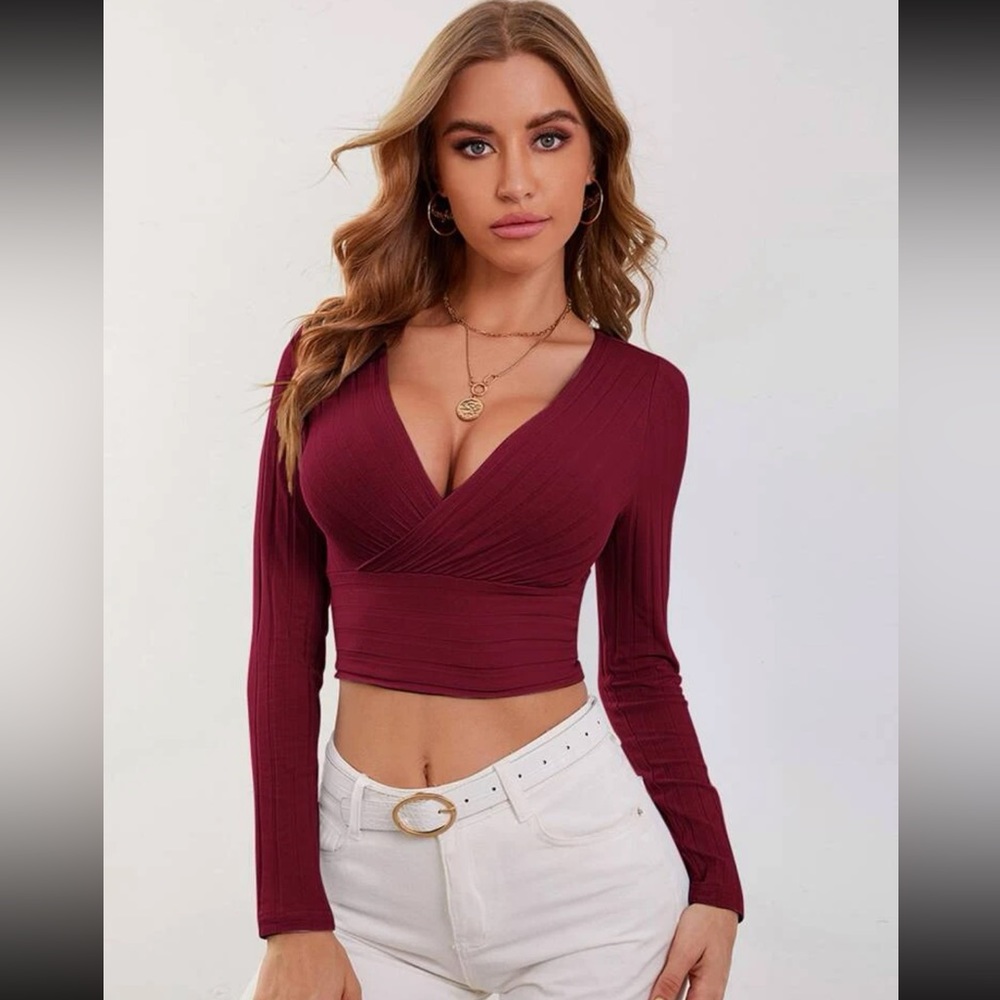 Burgundy ribbed knit crop long sleeved shirt